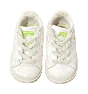 Adidas “Kermit the Frog” runners toddler size 4