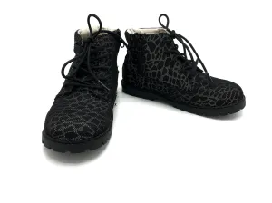 Akid boots - 2 youth