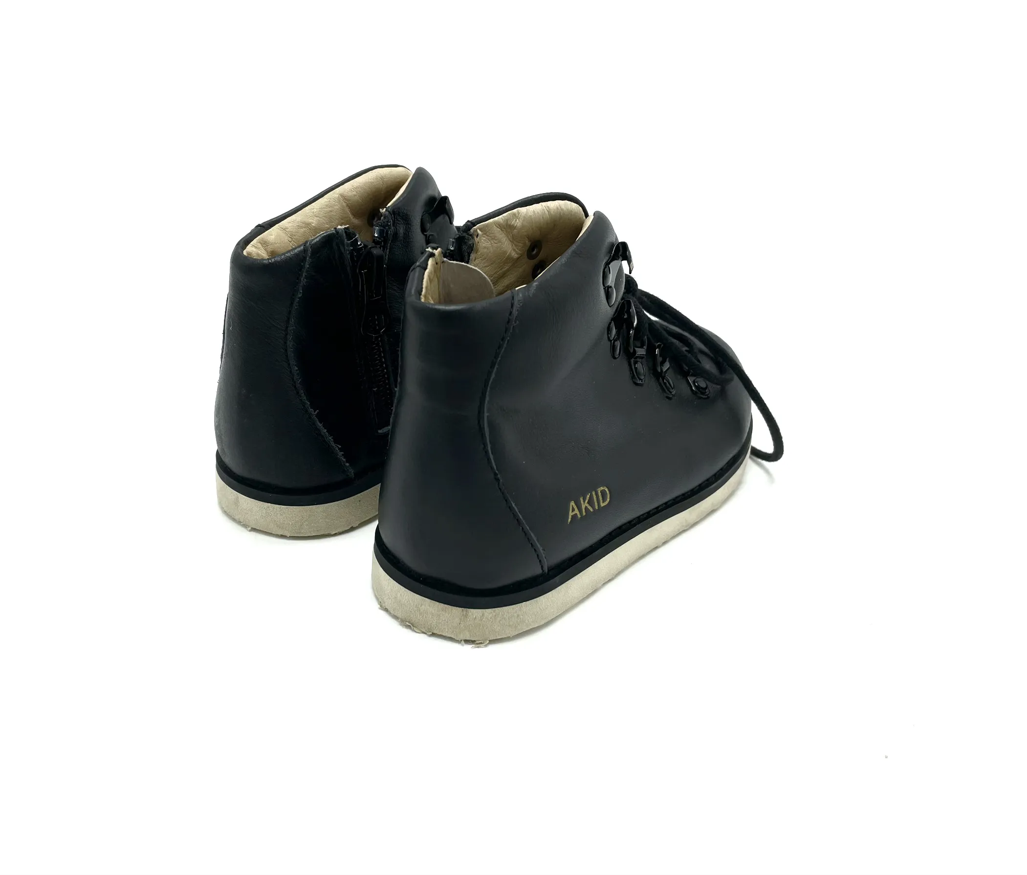 Akid high tops - 10(approx)