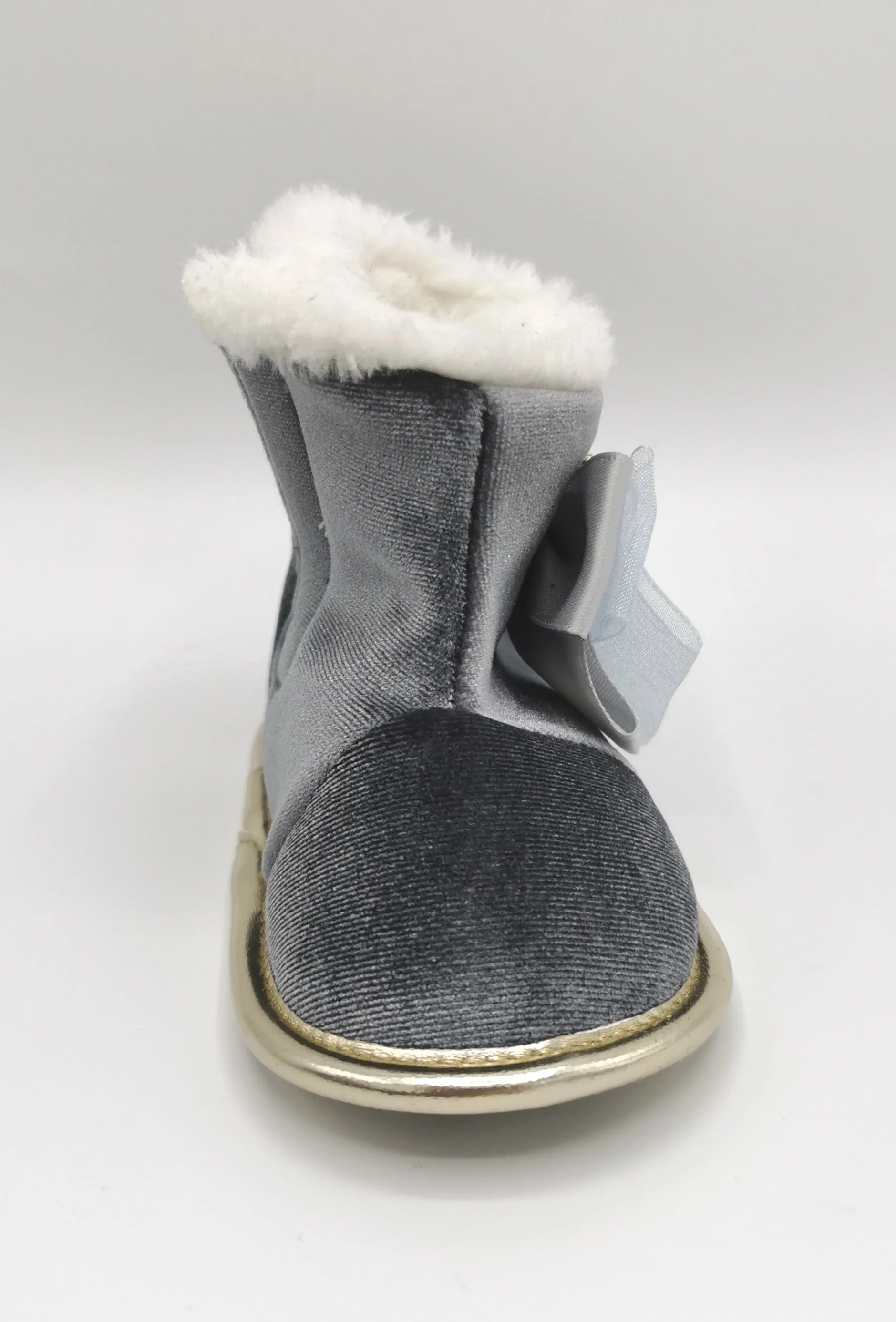 BABY GIRL SIZE 3 TODDLER - Soft Fuzzy Boots NWOT B19