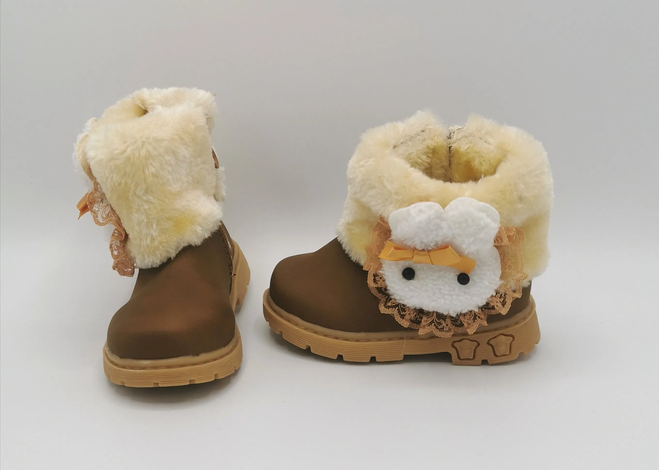 BABY GIRL SIZE 5 TODDLER - Fuzzy Ankle Boots EUC B19