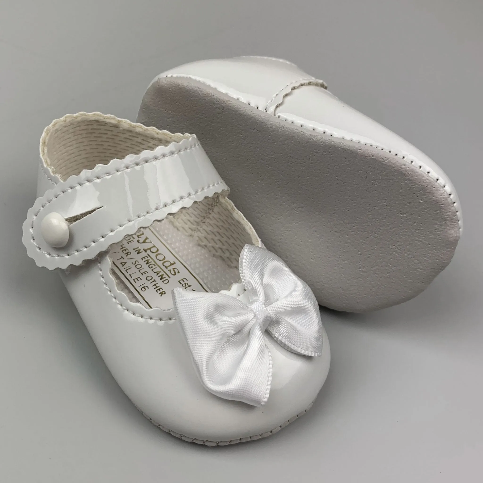 Baby Girl White Pram Shoes with White Bow and soft sole