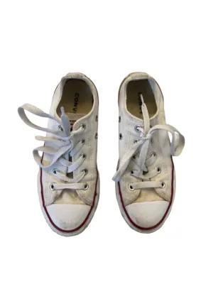 Converse shoes size 1