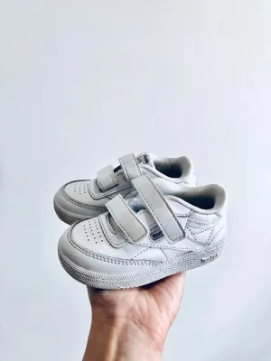 Double Velcro Shoes // 5 Toddler