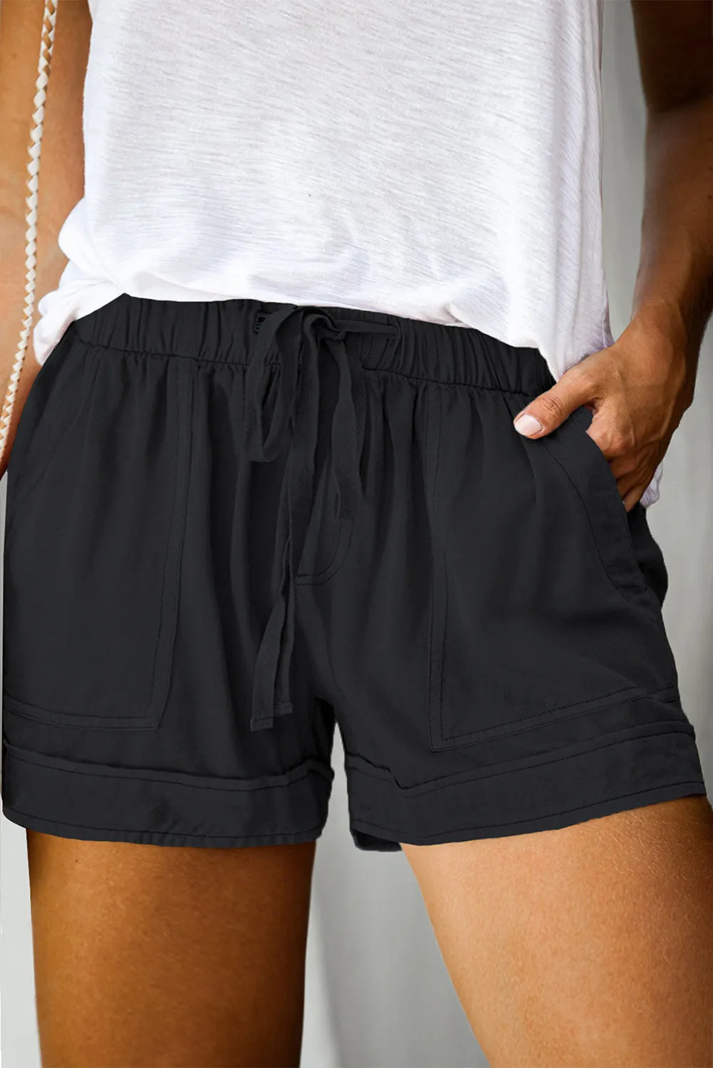 Elastic Waist Drawstring Pocket Shorts
