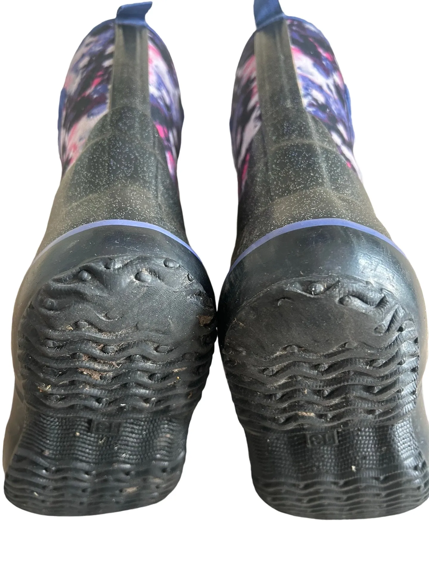 Elements boots size 13
