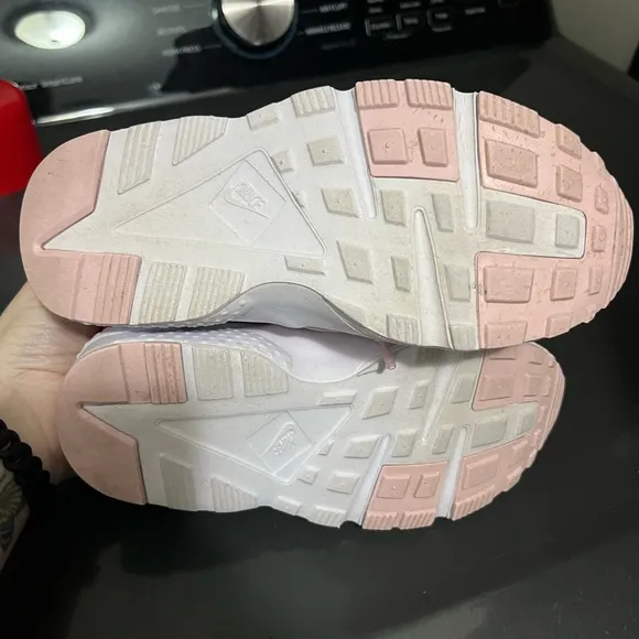 EUC Kids Nike Shoes