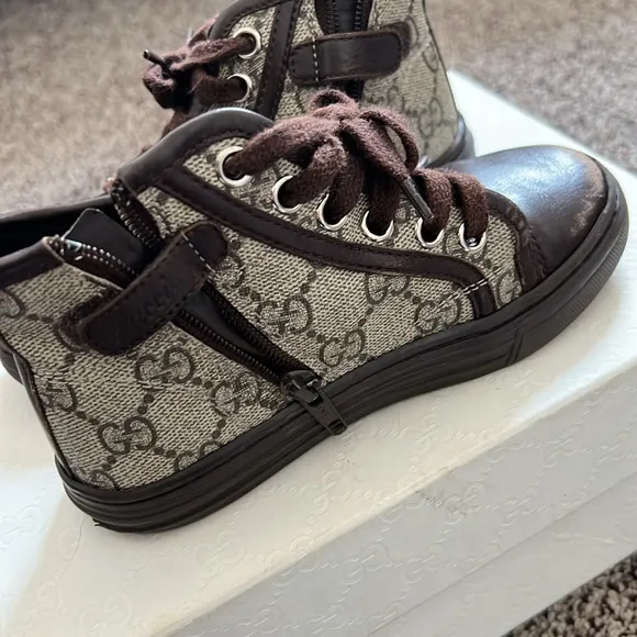 Gucci Shoes. Size 27. Beige Ebony Cocoa
