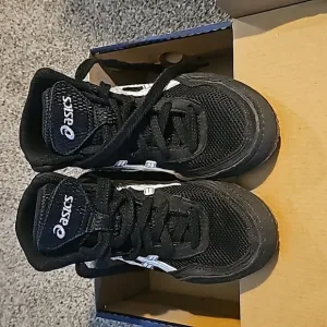 ☆HOST PICK☆  Asics wrestling shoes