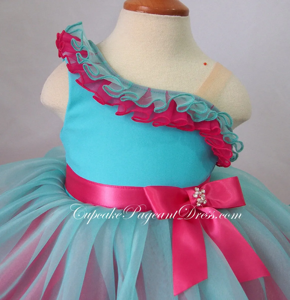 Infant/toddler/baby/children/kids Girl's Pageant Dress