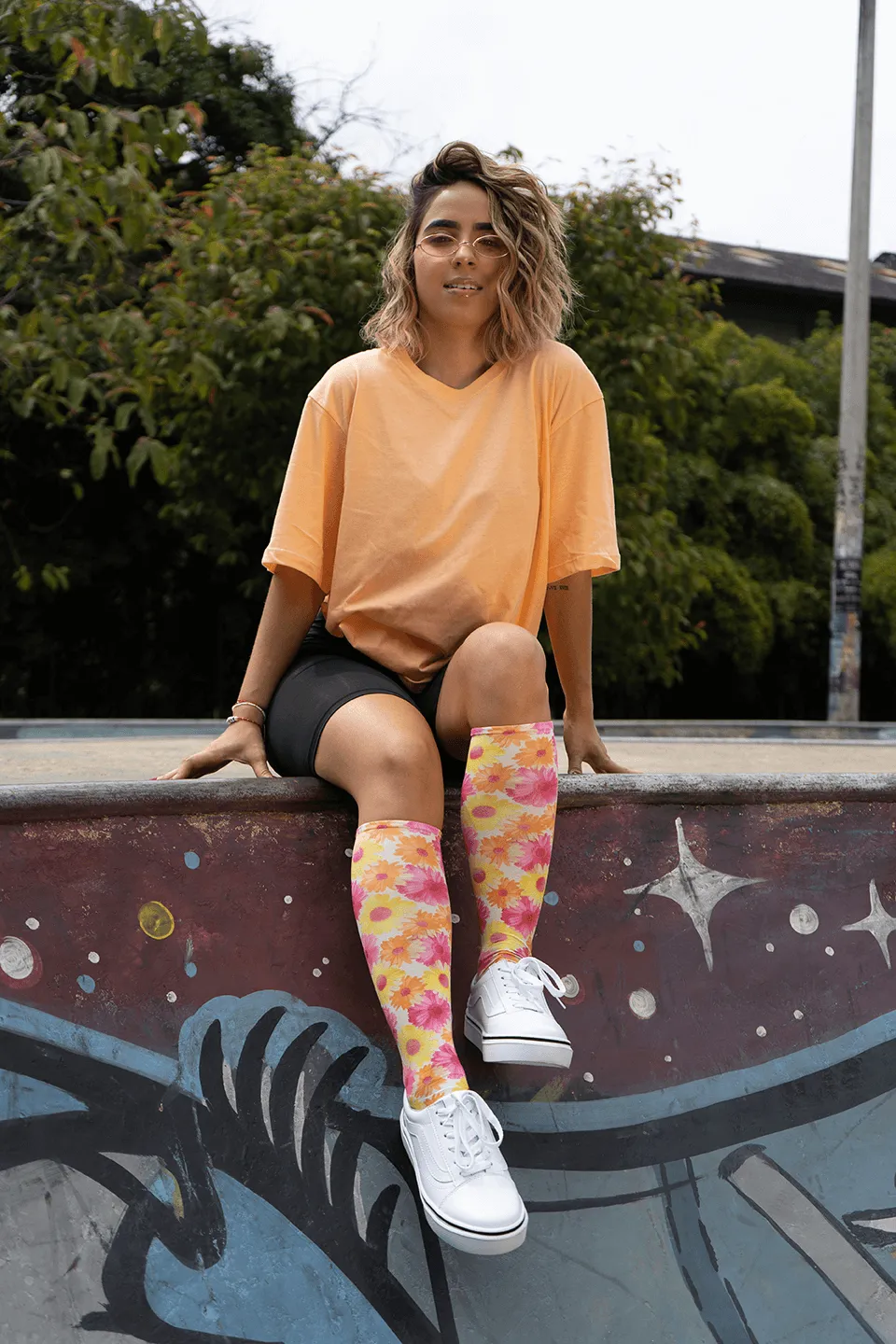 Island Daisy Youth Knee Highs