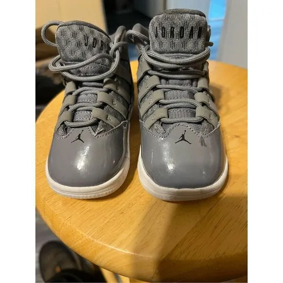 Jordan Aura Cool Grey Toddler Shoes