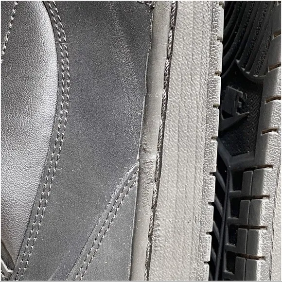 Jordan Fadeaway Triple Black Sneakers