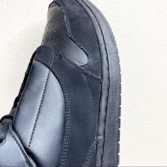 Jordan Fadeaway Triple Black Sneakers