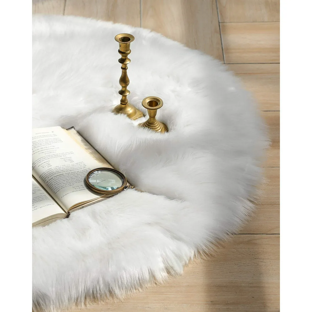 Kayzlynn Shag Faux Sheepskin White Rug Everly Quinn Rug Size: Round 4'