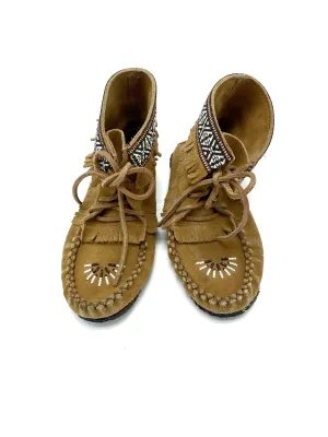 Laurentian Chief mocs - 4 youth