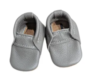 Mo & Bo grey mocs - toddler size 1 (0-3m)