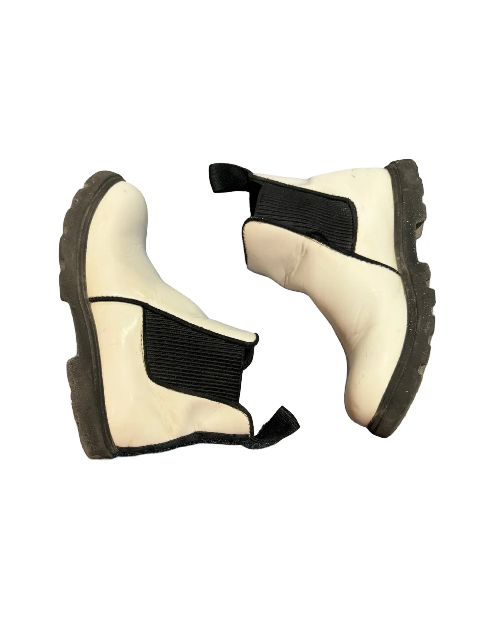 Native Jefferson white boots - toddler size C12