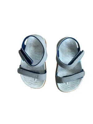 Native shoes size 5