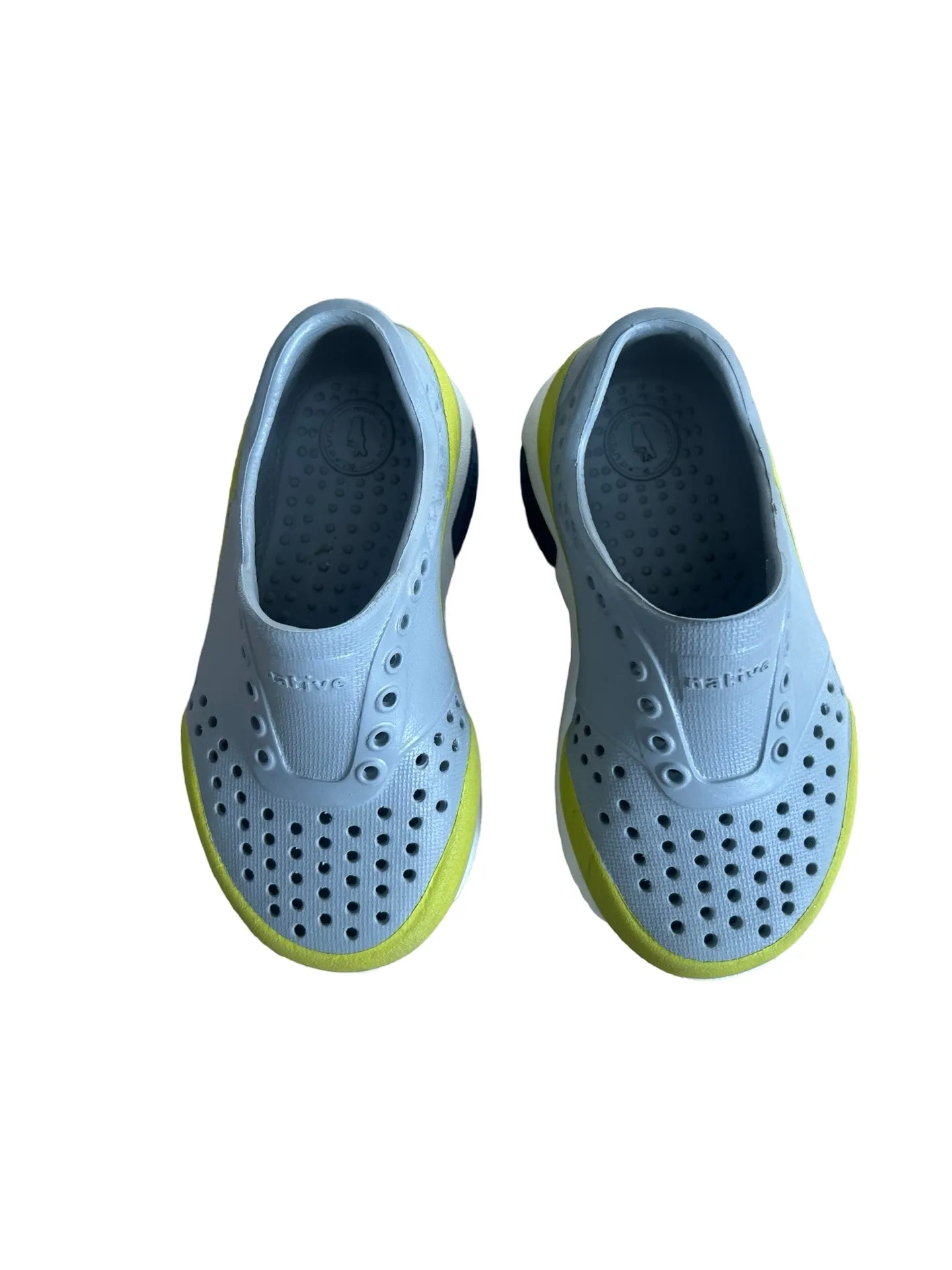 Native shoes size 6