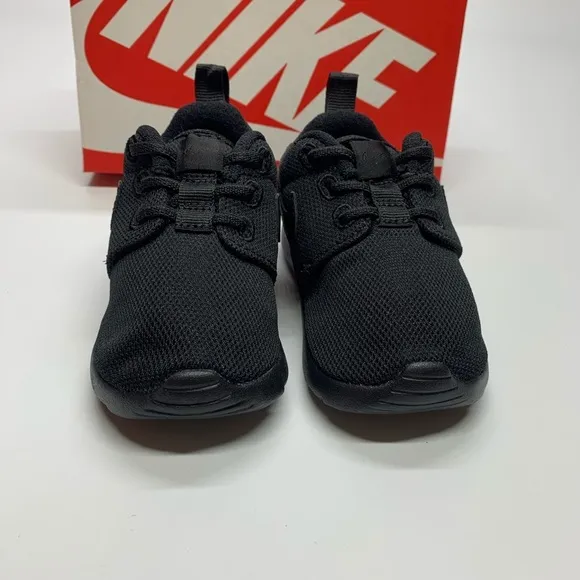 New Nike Roshe One Black Baby/Toddler Shoe black