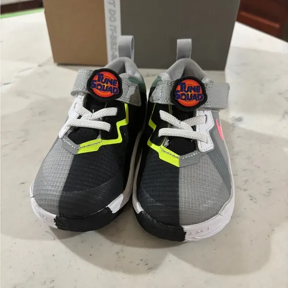 New TODDLER Size 7c Nike Lebron 18 Space Jam Bugs Vs Marvin Shoes DJ3762-005