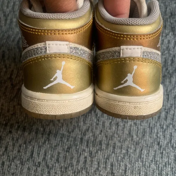 Nike Air Jordan 1 PHAT Toddler Size 5 White/Metallic Gold-Silver