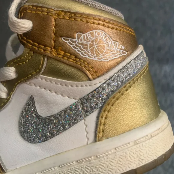 Nike Air Jordan 1 PHAT Toddler Size 5 White/Metallic Gold-Silver
