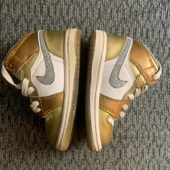 Nike Air Jordan 1 PHAT Toddler Size 5 White/Metallic Gold-Silver
