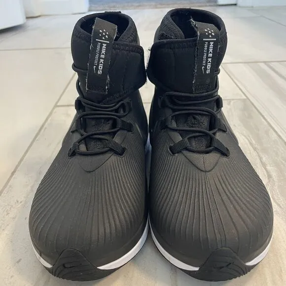 Nike Binzie Boot
