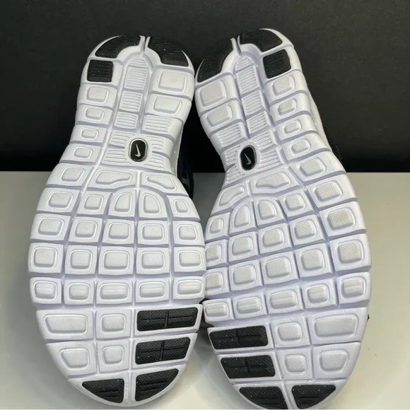 Nike Free Run 2 Boys Unisex Big Kids Shoes DD0163 004 Black White Size 4Y