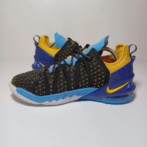 Nike LeBron XVIII Minneapolis Lakers GS Youth Sz 5.5 Shoes CW2760-006 (284 Box32