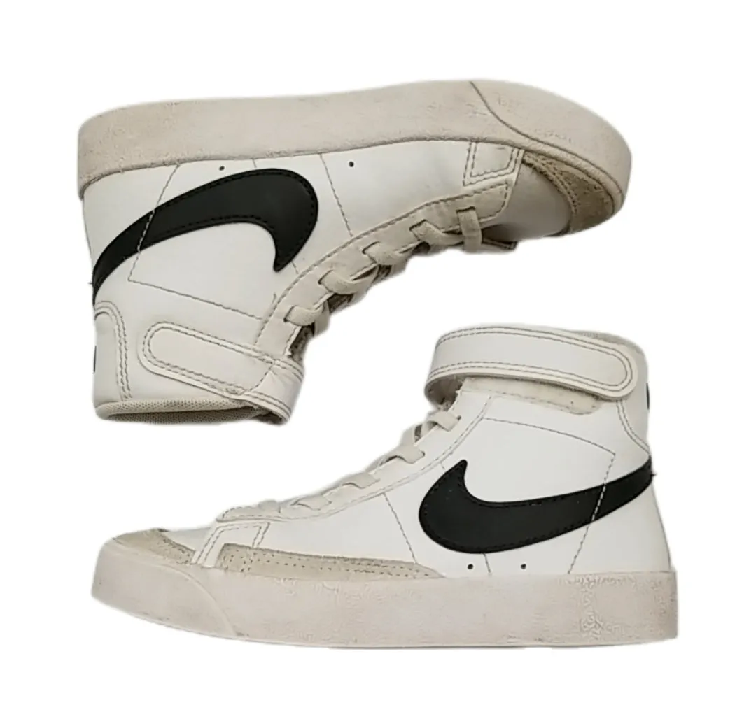Nike Shoes - 11.5