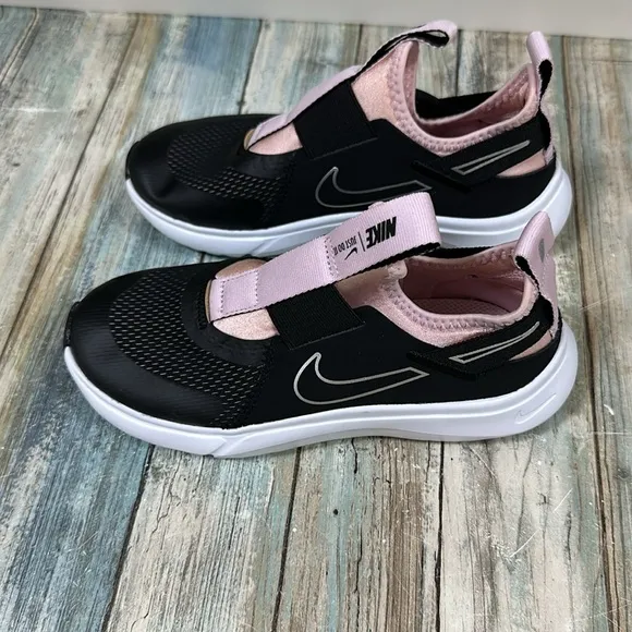 Nike shoes for little girls New