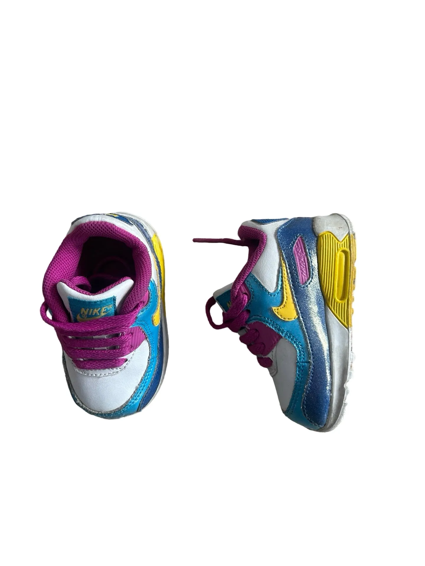 Nike shoes size 4