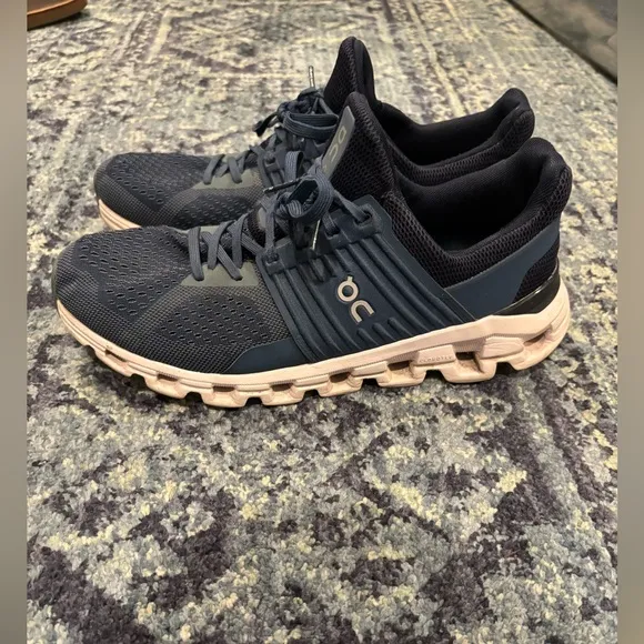 On Cloud Men’s Shoes