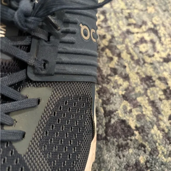 On Cloud Men’s Shoes