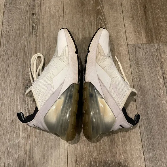 Preowned Nike Air 27C Shoes size 5.5 Youth (size 7 in women’s)