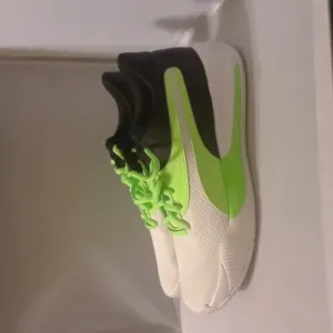 PUMA SHOES KIDS.