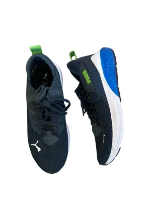 Puma shoes size 5 youth
