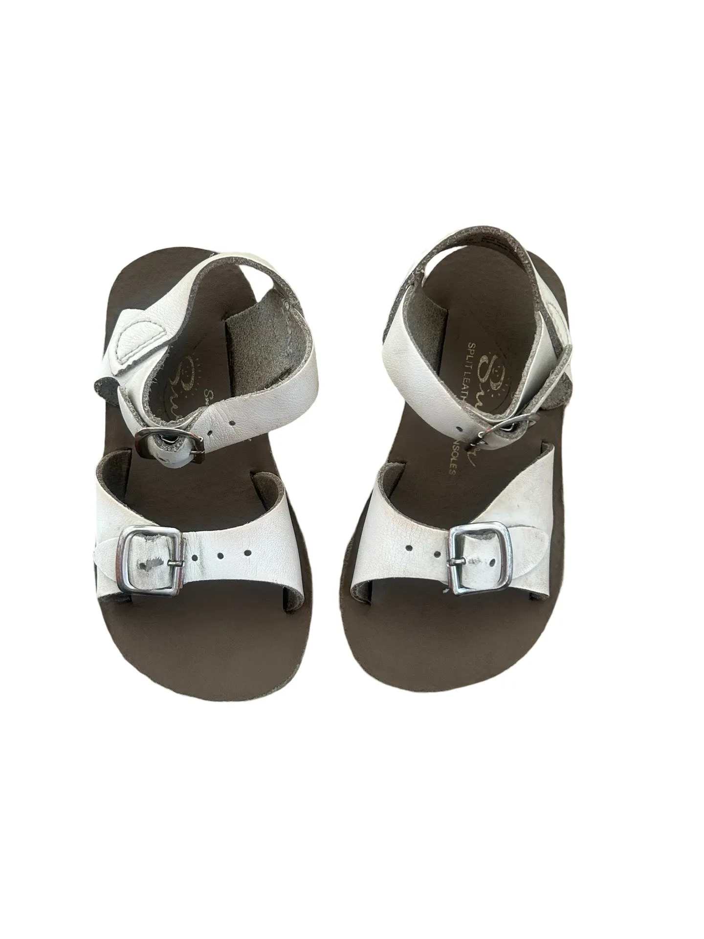 Saltwater sandals size 7