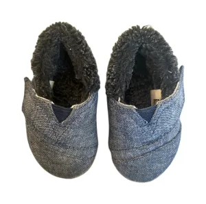Toms shoes size 3