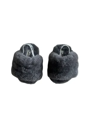 Uggs size 2-3