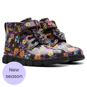 UK 6 Plum Flowers Patent Evyn Boots