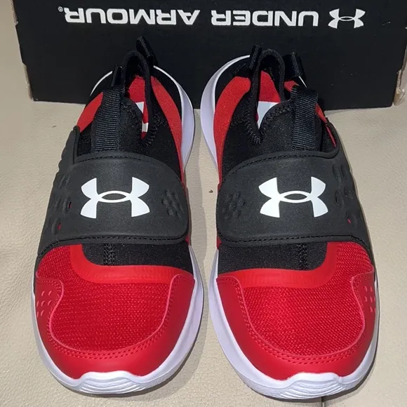 Under Armour BGS Runplay (Boys' Youth) Sz 7Y
