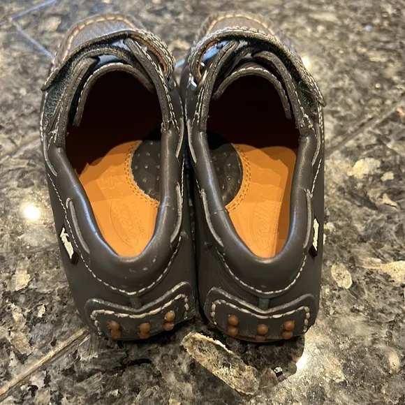 Venettini shoes toddler size 26
