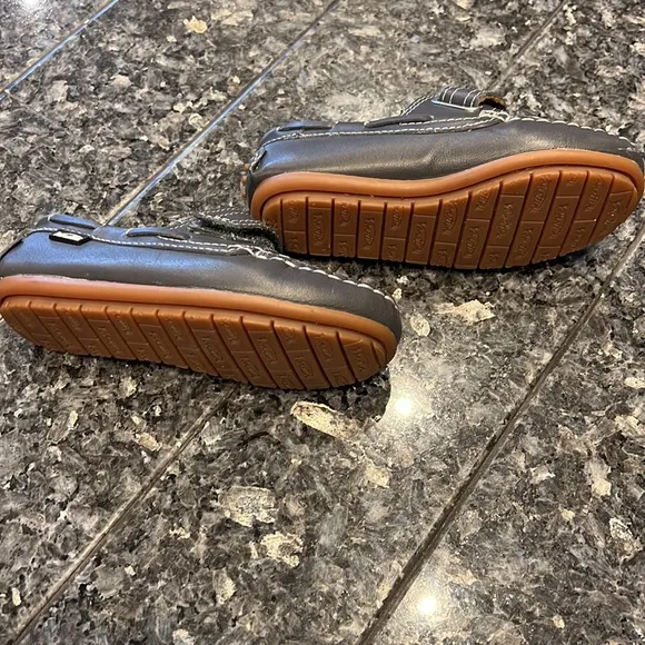 Venettini shoes toddler size 26