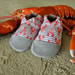 Water shoes - Lobster