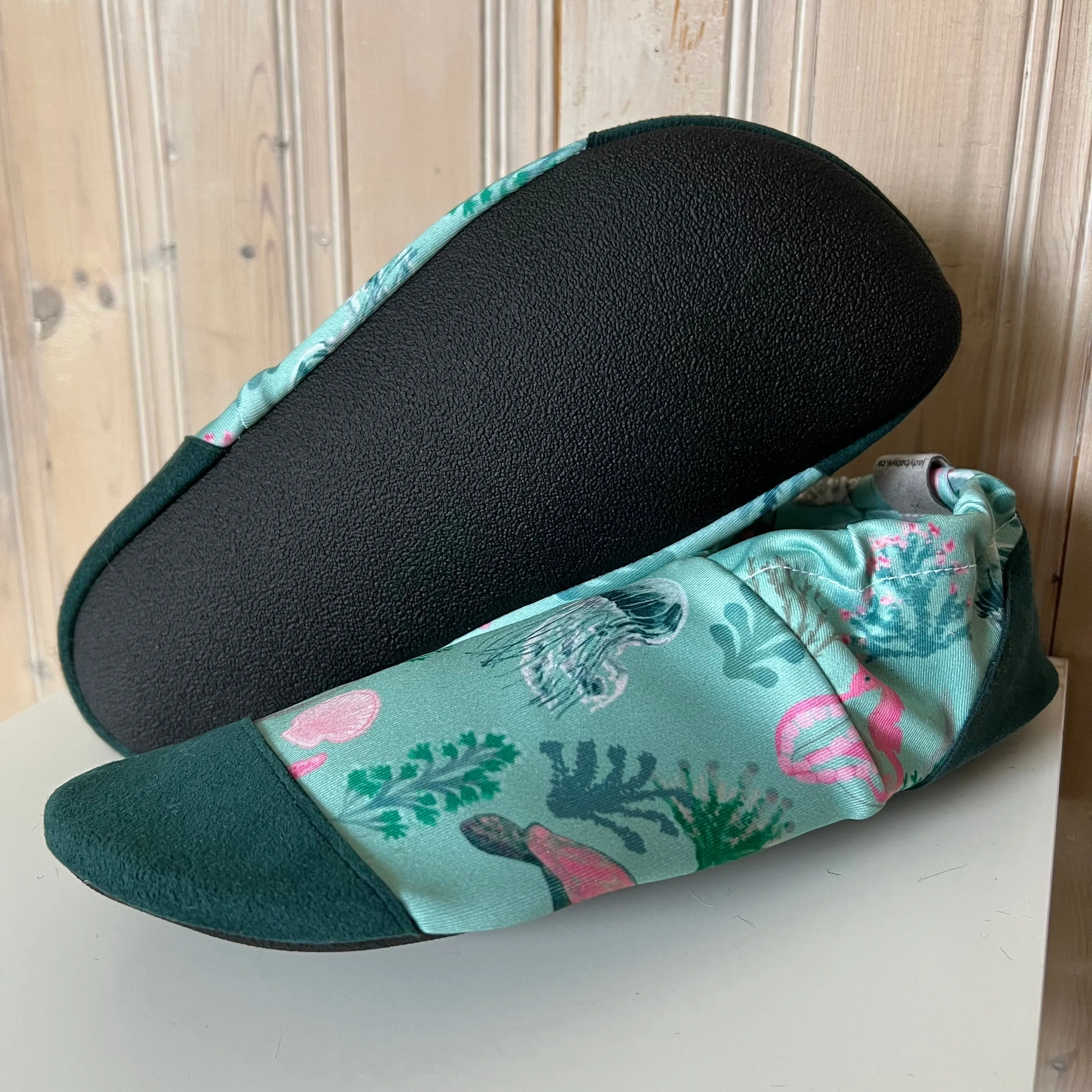 Water shoes - sea life